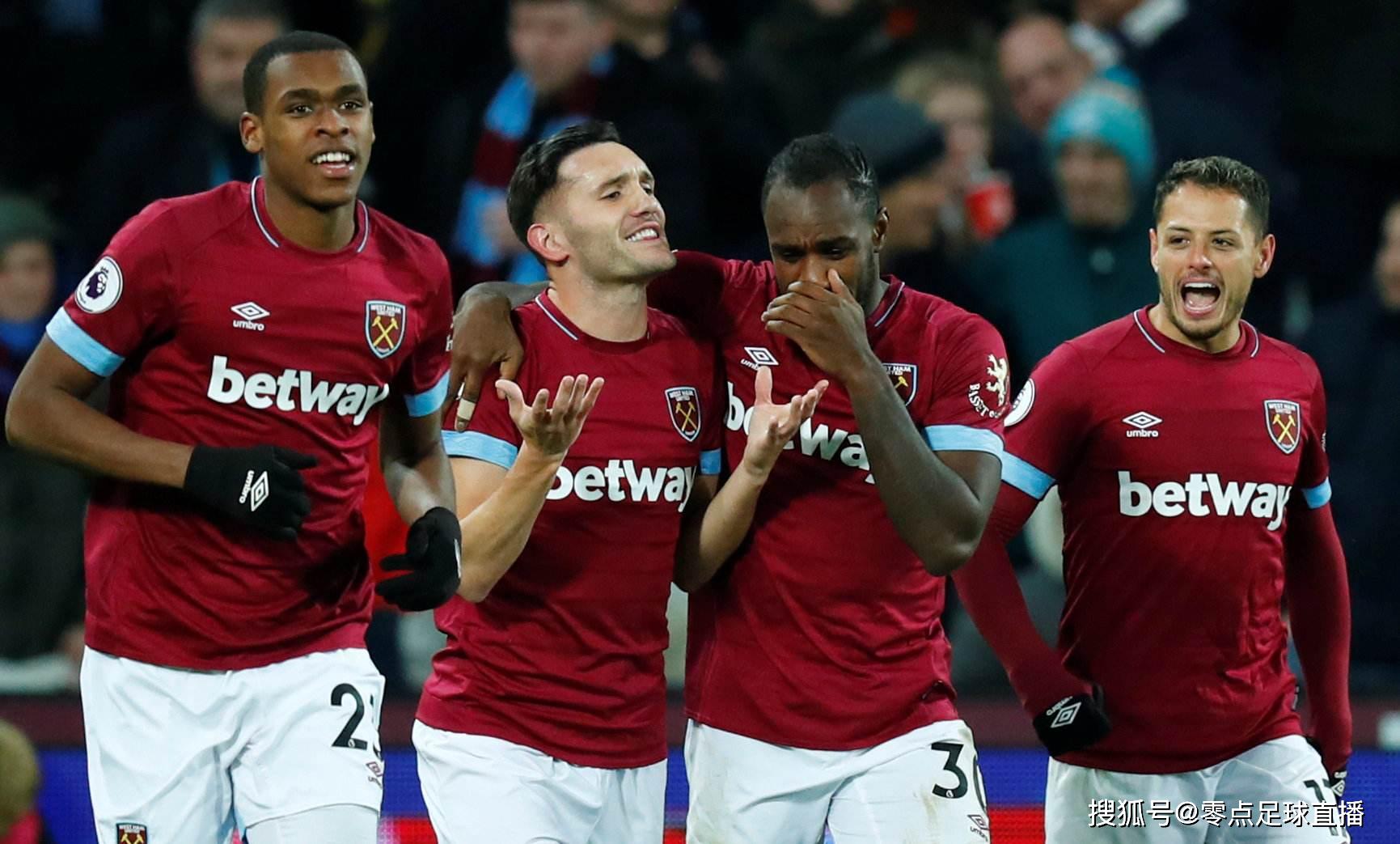 贾克斯面前 贾克斯面前